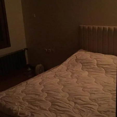 Dağ evi Istanbul Private Architectural Villa Fireplace Pleasure With Large Garden And Area Silivri
